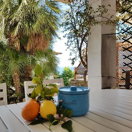 度假居 L'arco Sul Mare Mandaradoni
